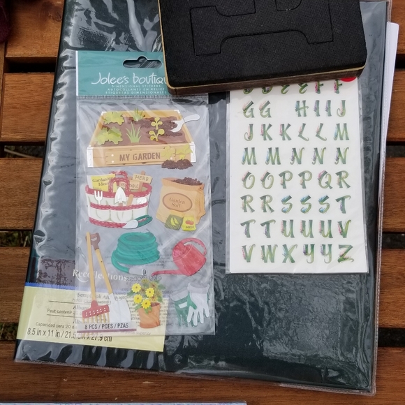 Scrapbook materials - Picture 4 of 6